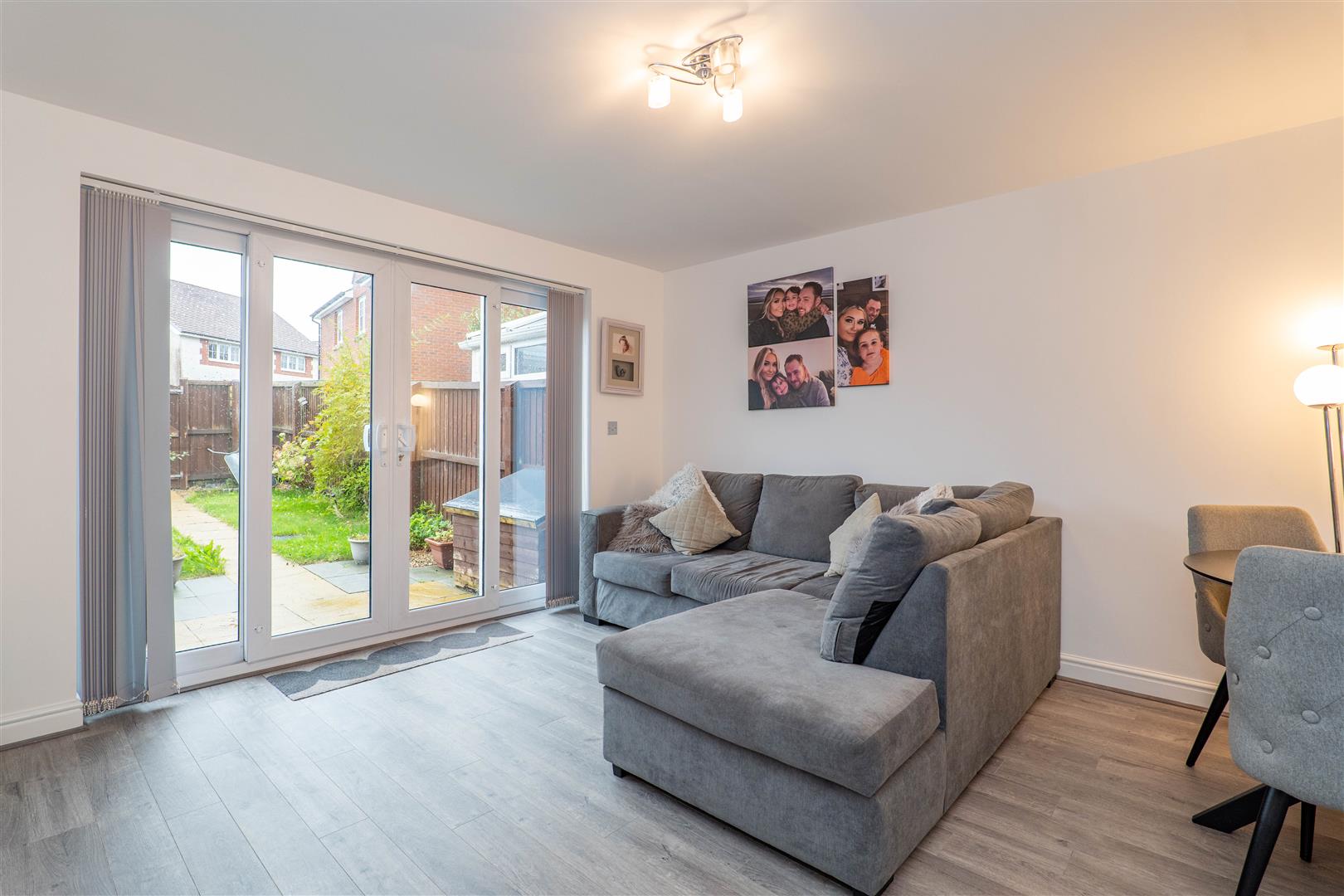 2 bed property in Main Street, Chorley